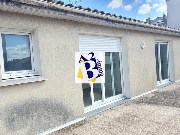 ANGOULEME, Quartier VICTOR HUGO, Appt T2BIS 61M², Grande terrasse