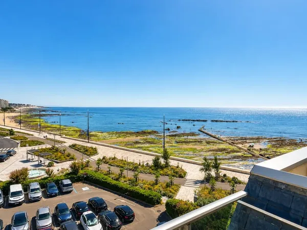 LES SABLES D'OLONNE - SAINT PIERRE