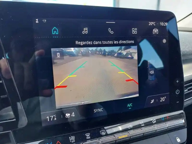Renault Megane e-tech ev40 130ch standard charge — photo 23