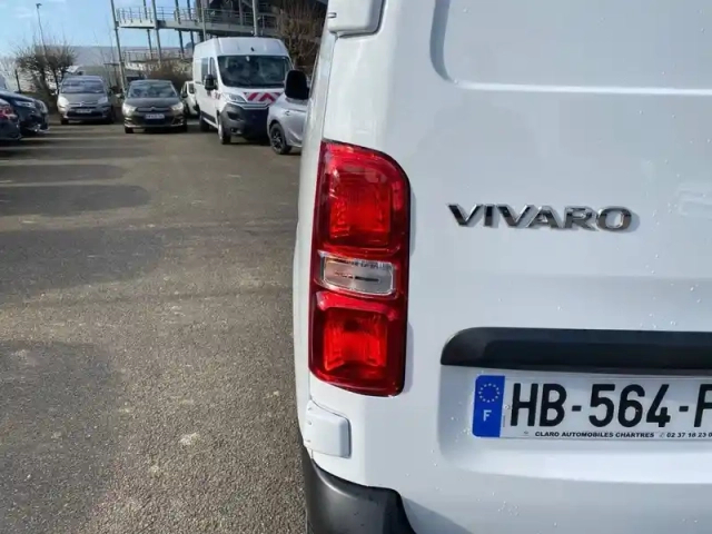 Opel Vivaro fgn taille m bluehdi 145 s&amp;s bvm6 — photo 17
