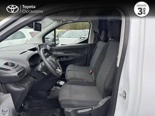 Toyota Proace city medium 100 d-4d business rc23 — photo 12