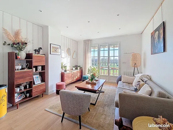 Coup de coeur au golf de mionnay - superbe triplex de 78 m² avec balcon et vue sur le golf