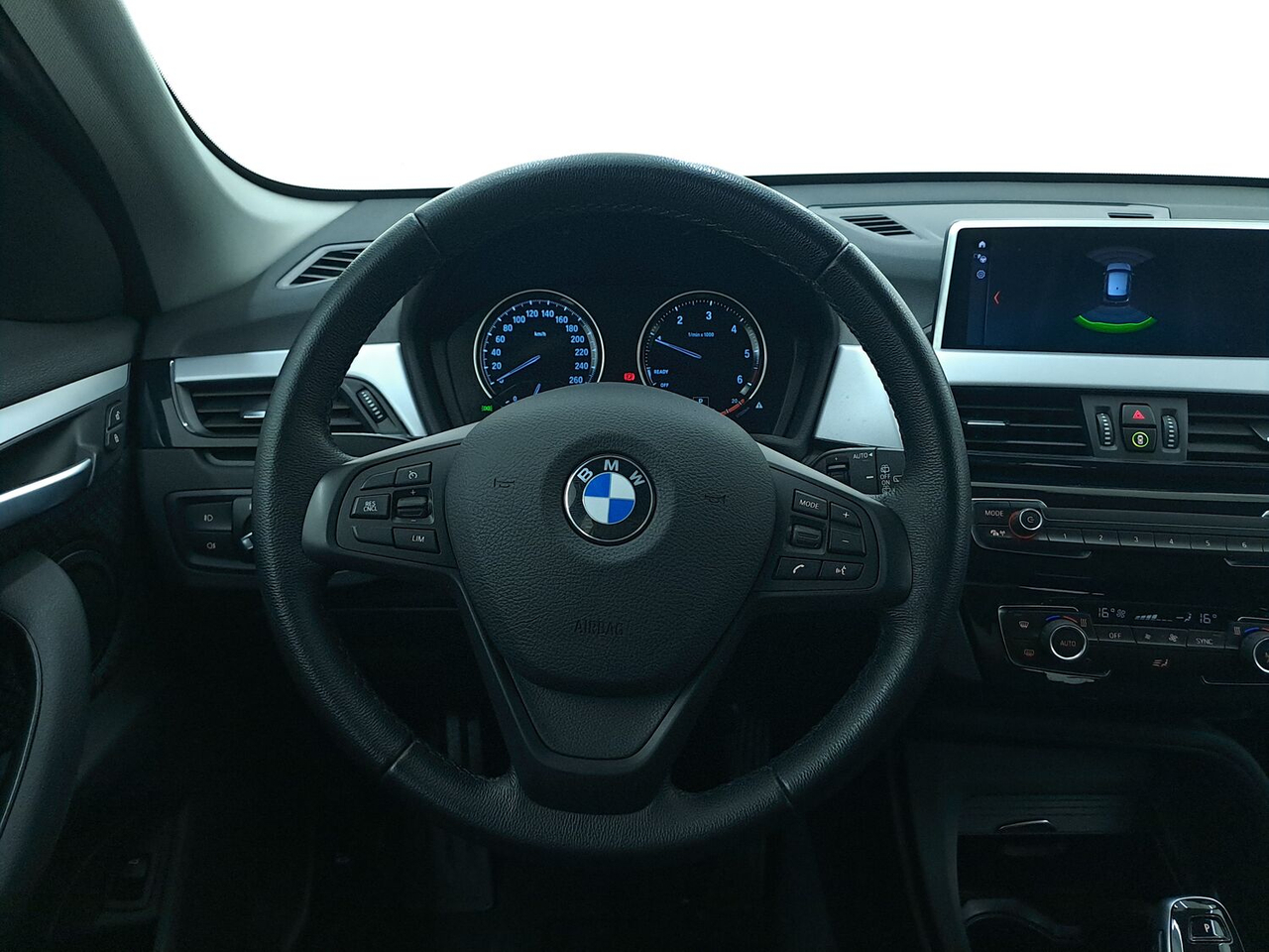 BMW X1 — photo 11