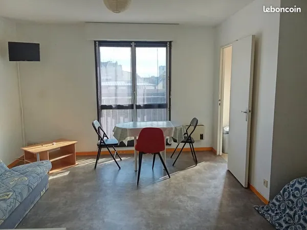Studio 2 pièces 30 m²