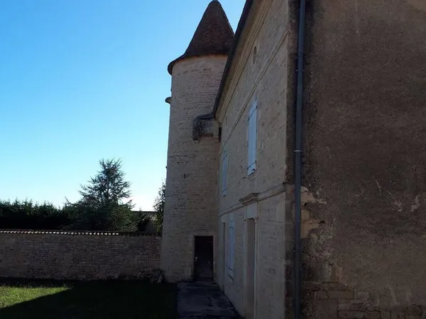 Maison 6 pièces 400 m²