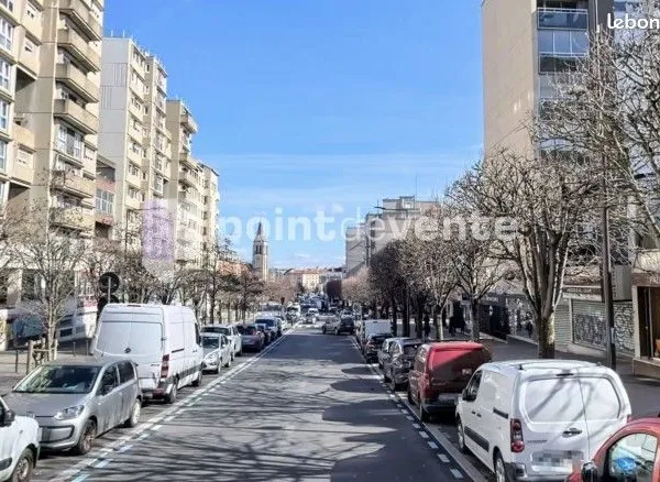Epicerie/Primeur 91 m²