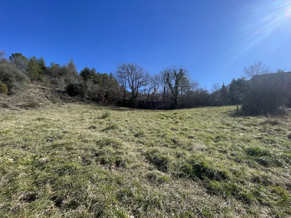 Terrain en individuel 1882 m²