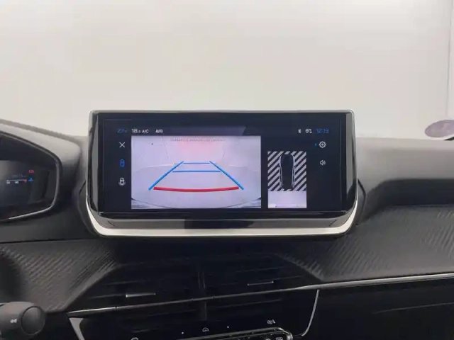 Peugeot 208 hybrid 100 e-dcs6 — photo 2
