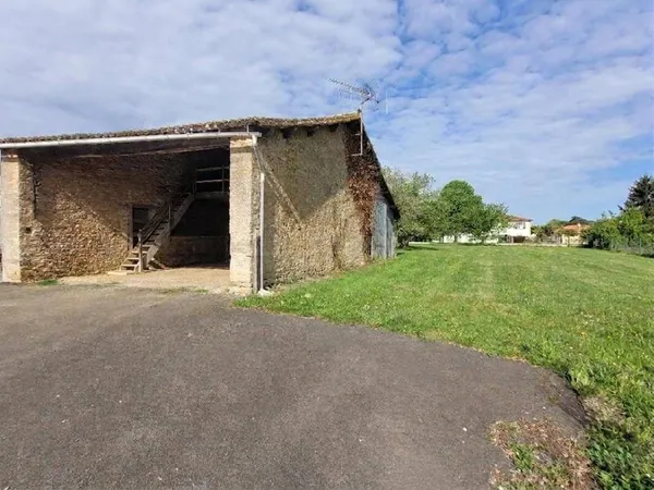 Maison 1 pièce 100 m²