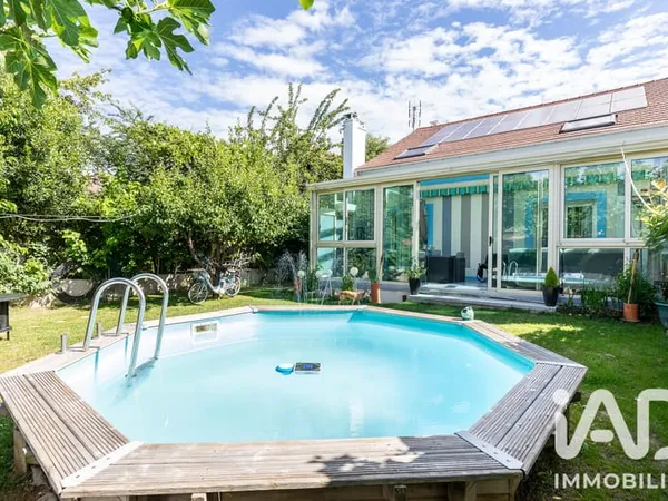 Maison 8 pièces 193 m²