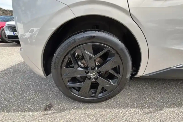 Ds Ds 4 hybride 136 e-dct6 — photo 15