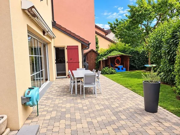 Maison 5 pièces 138 m²