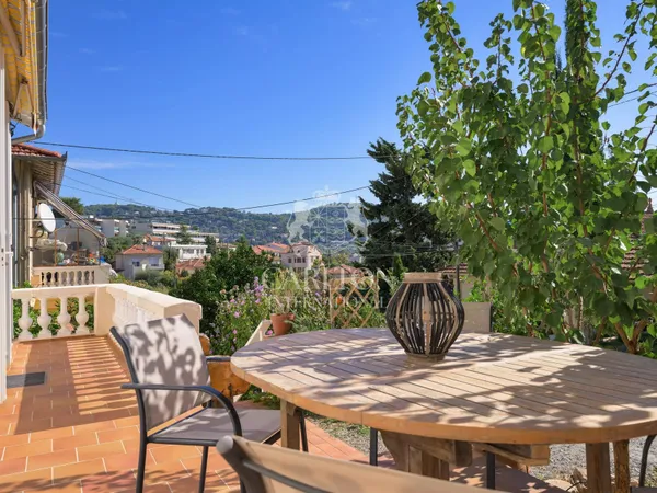 Le Cannet, Europe : maison de 6 pièces avec jardin