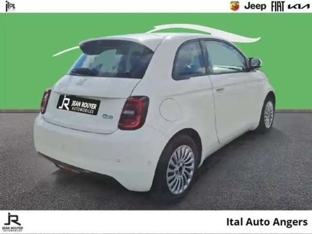Fiat 500 e 95ch action — photo 3