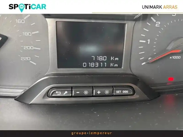 Peugeot Partner standard 1000kg bluehdi 100ch s&amp;s grip — photo 14