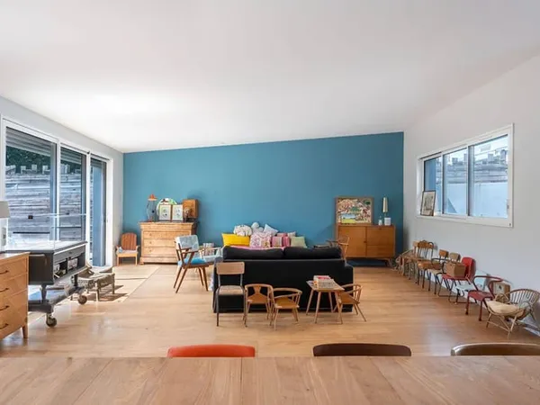 Maison 13 pièces 335 m²