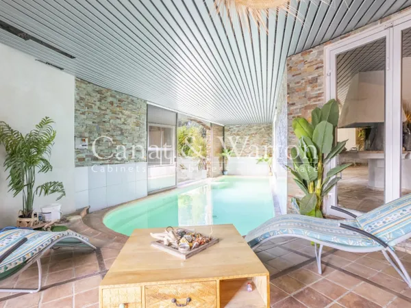 HYERES PROPRIETE DE CHARME EN PIERRES DE BORMES, AVEC MAISON SEC