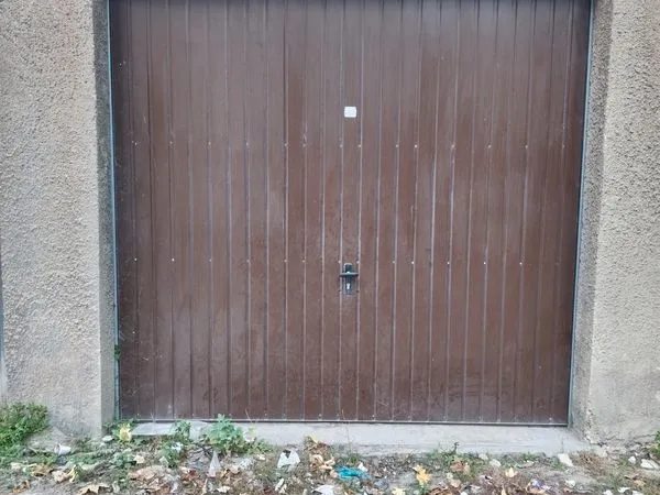 Box de 18 mètres carrés à vendre à Creil
