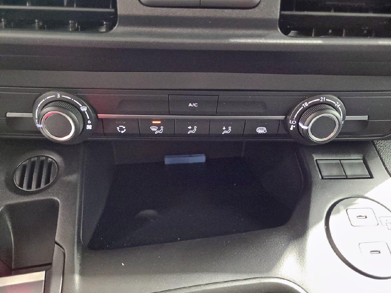 Citroën Berlingo van m diesel 100 ch manuelle — photo 23