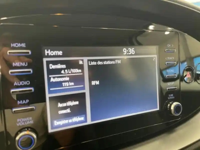 Toyota Aygo X 1.0 vvt-i 72ch dynamic my23 — photo 10