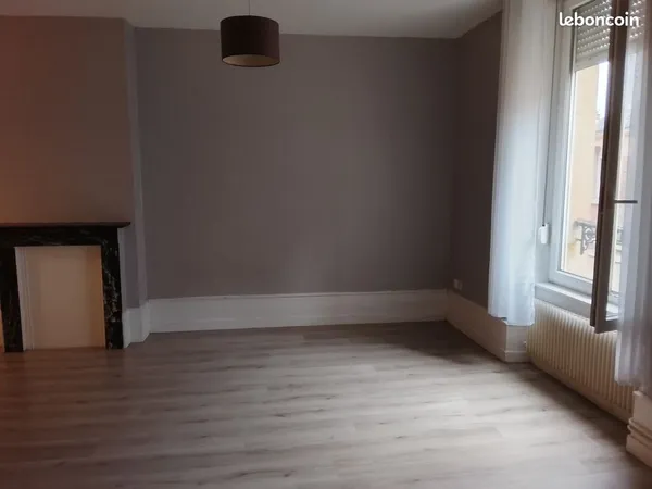 A louer appartement T1 bis