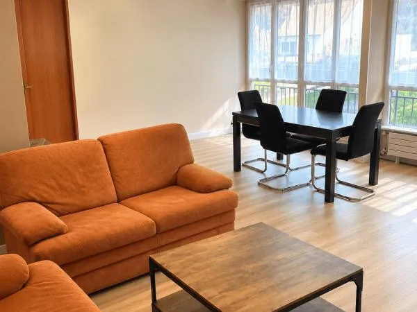 Appartement - 3ème étage - 72,74 m2 - 4 pièces - Meublé