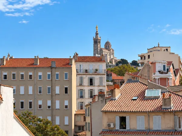 APPARTEMENT - MARSEILLE 7E - ENDOUME - À DEUX PAS DE LA PLACE SAINT-EUGÈNE - APPARTEMENT À RÉNOVER A