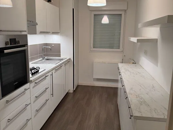 Vends appartement avec jardin