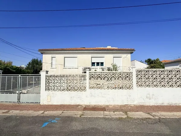 Maison familiale avec maisonnette indépendante - Royan