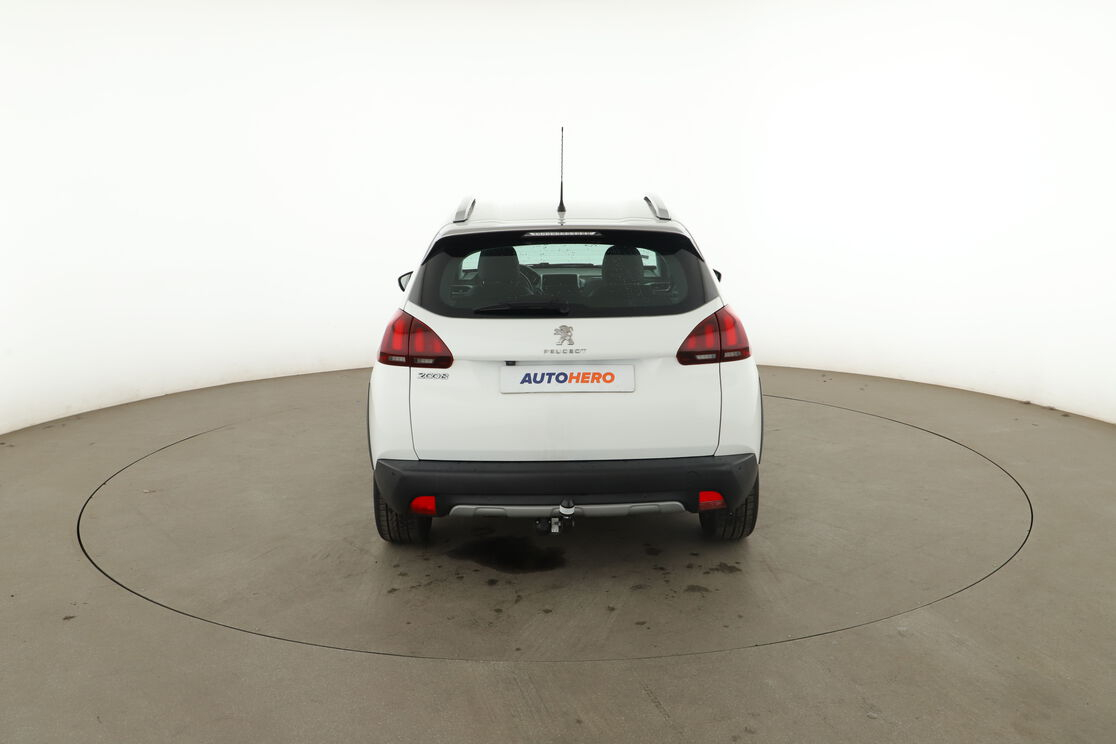 Peugeot 2008 1.2 PureTech Allure — photo 4