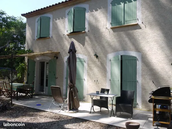 Villa 4 pièces 124 m²