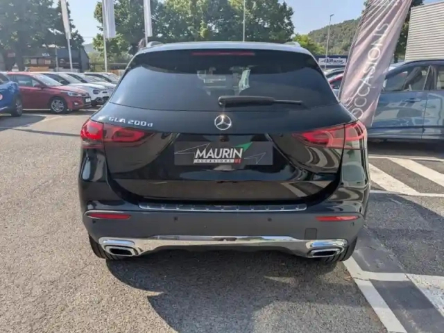 Mercedes Gla 200 d 150ch progressive line 8g-dct avec tva — photo 5