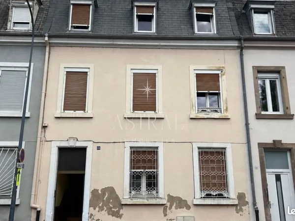 Immeuble 168 m²