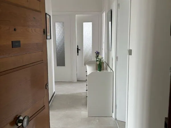 A louer T4 une chambre Libre- Lyon 8