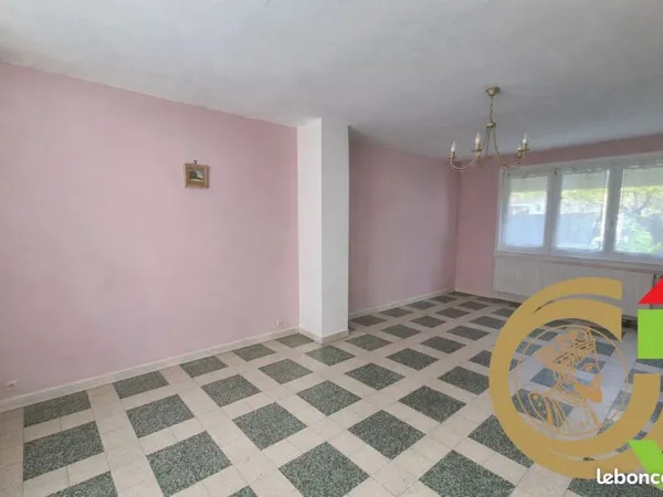 Maison 2 pièces 85 m²