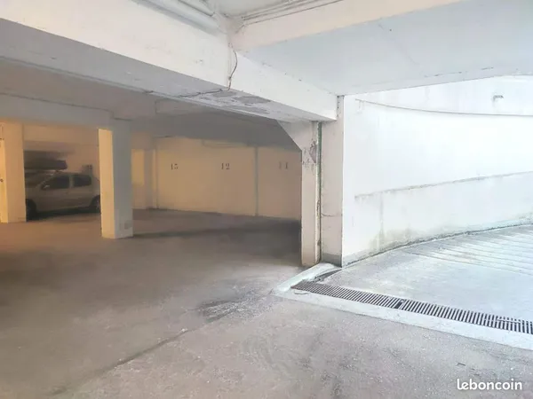 Location Parking Paris 15