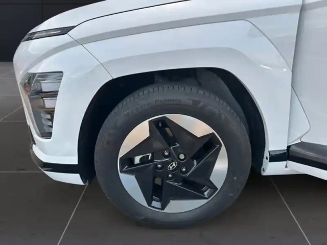 Hyundai Kona creative electric 2wd — photo 9