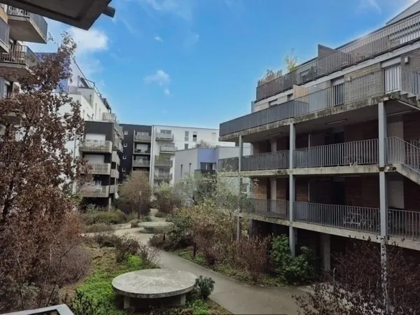 Appartement T2, 42 m², balcon, secteur Atlantis