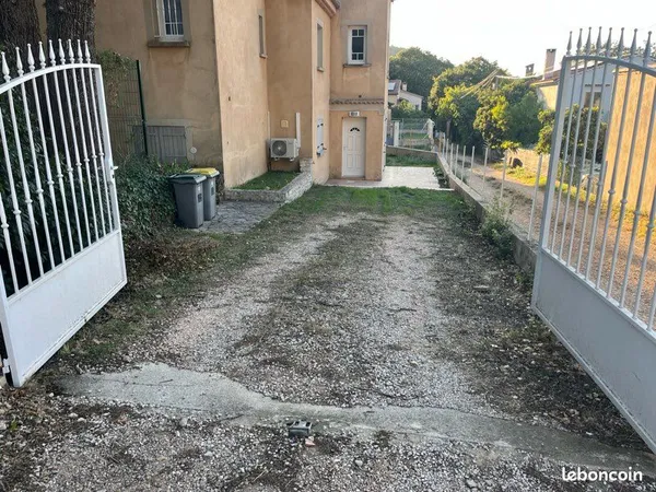 Appartement t3 en rez de villa