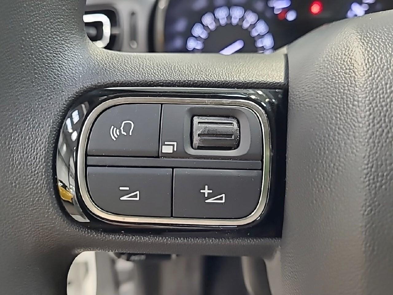 Citroën C3 puretech 110 s&s eat6 shine — photo 19