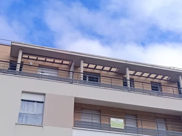 EXCLUSIVITE - A VENDRE APPARTEMENT 4 PIECES DE 82,62 M2, BUR