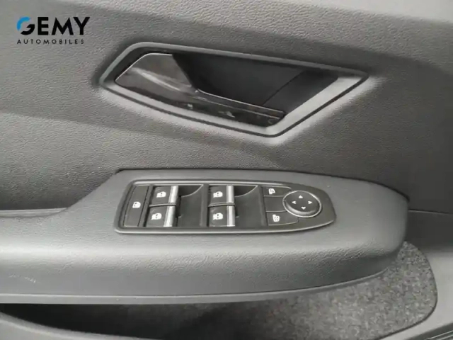 Renault Megane e-tech ev40 130ch boost charge — photo 31