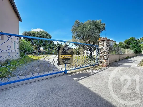 Terrain 500 m²