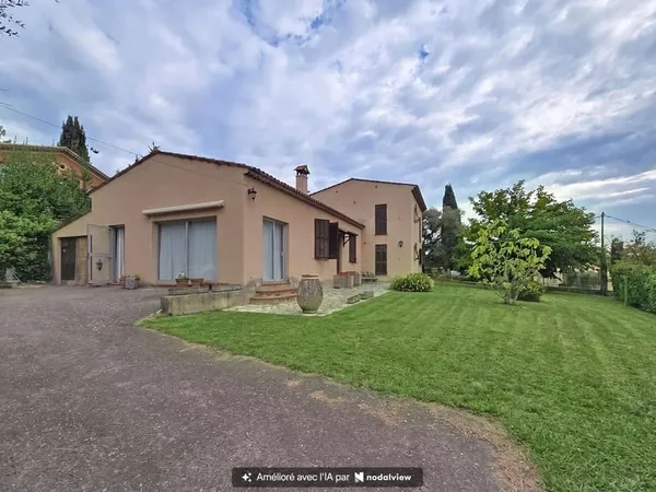 Villa 9 pièces 153 m²