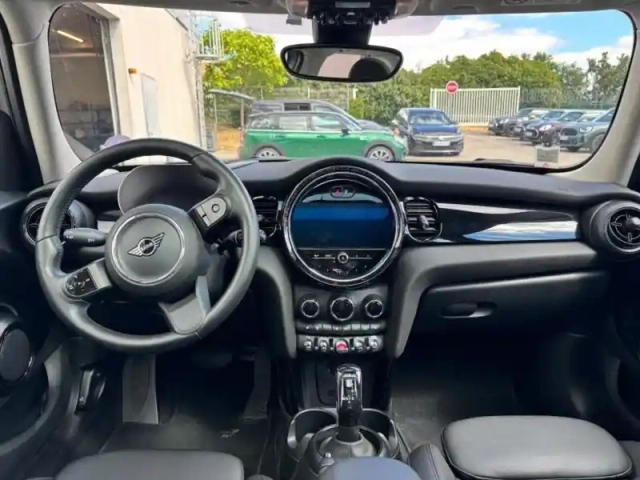 Mini Mini 5 portes cooper 136ch edition premium plus bva7 — photo 9