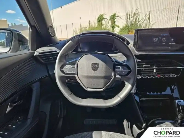 Peugeot 2008 puretech 100 s&amp;s bvm6 — photo 16