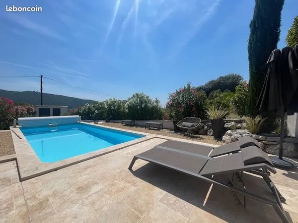 Villa 7 pièces 166 m²