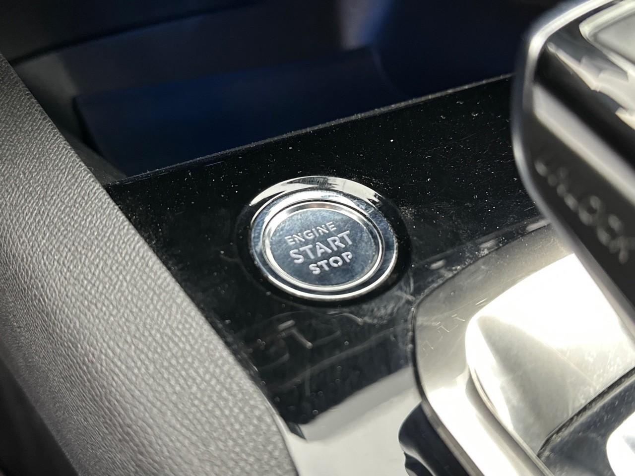 Peugeot 3008 hybrid 225 e-eat8 allure pack — photo 28