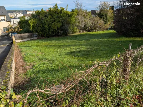 Terrain à vendre 600 m2 proche centre Brive La Gaillarde