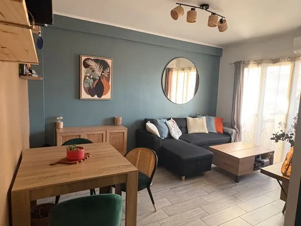 Nouveauté COUP DE COEUR Toulon Ouest T3 rénové - 2 balcons - Ascenseur - Climatisation